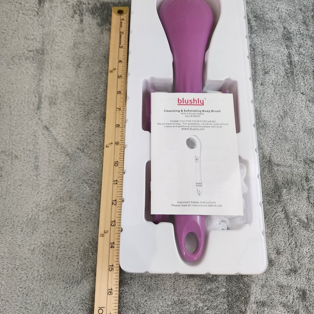Blushly Cleansing & Exfoliating Body Brush with (4) Brush Heads - PURPLE - Picture 4 of 5